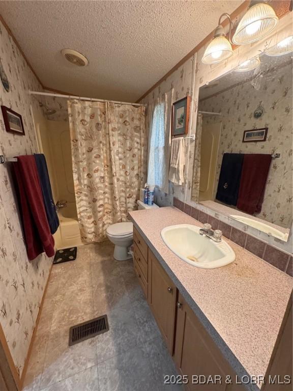 1389 Chimney Pt, Sunrise Beach, MO 65079 - photo 9