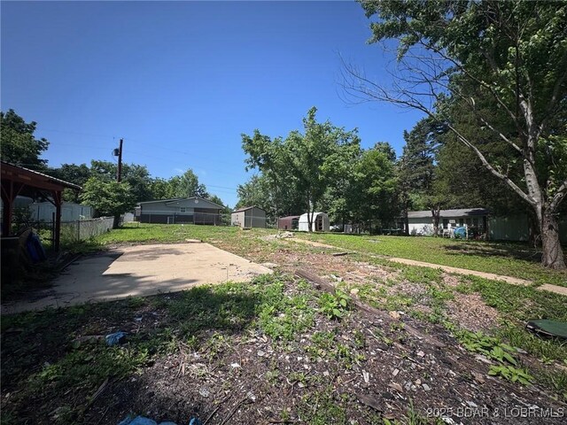 68 Kaisers Red Bud Ln, Camdenton, MO 65020 - photo 1