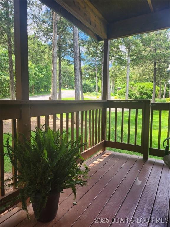 207 Weiskopf Way, Camdenton, MO 65020 - photo 2