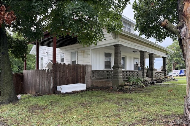 209 N Market St, Lincoln, MO 65338 - photo 3