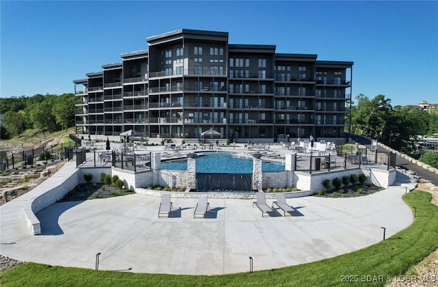 182 Vintage Dr Unit 2B, Four Seasons, MO 65049 - photo 1