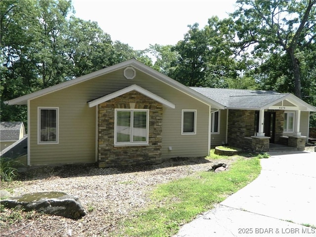 4673 Windsor Dr, Osage Beach, MO 65065 - photo 1