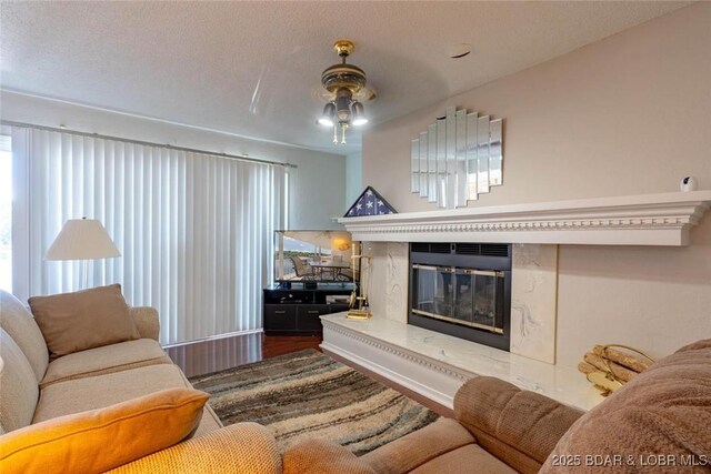 1441 Ledges Dr Unit 122, Osage Beach, MO 65065 - photo 2
