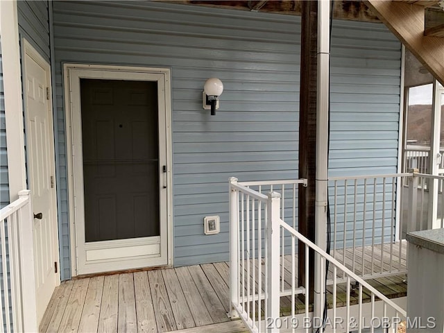 view of entrance to property