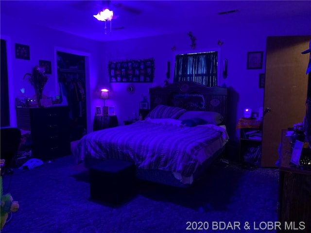 view of carpeted bedroom