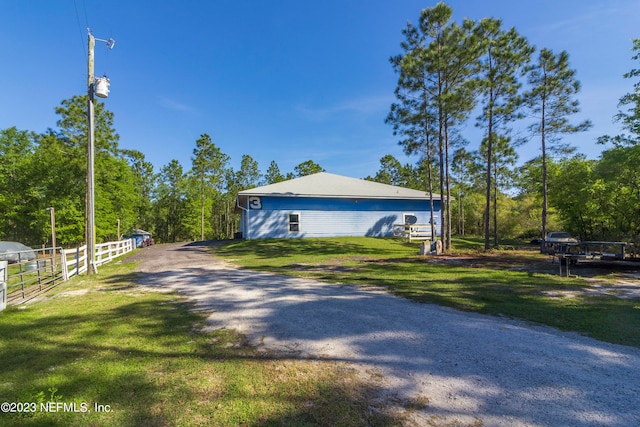 view of front of house with a front lawn