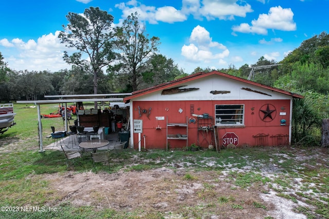 exterior space with an outbuilding