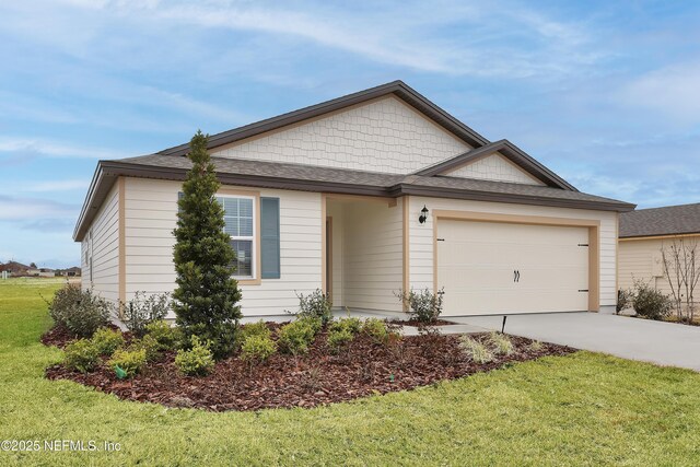 3176 Lowgap Pl, Green Cove Springs, FL 32043 - view of front facade featuring driveway, an attached garage, and a front yard