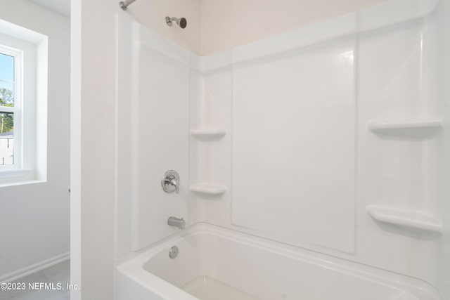 bathroom featuring shower / tub combination