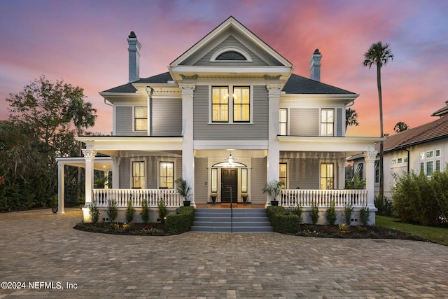 view of front of property featuring a porch