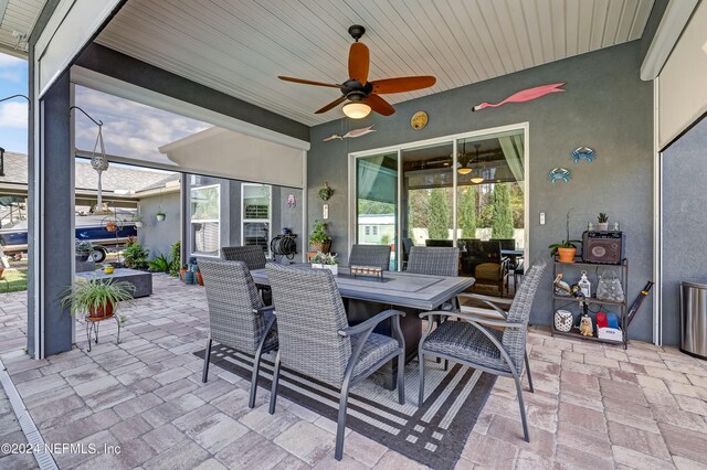 view of patio with ceiling fan