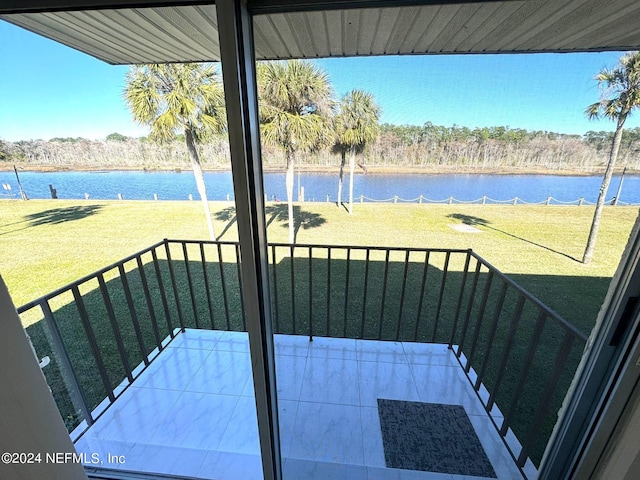 1530 El Prado Rd Unit 5, Jacksonville, FL 32216 - exterior space featuring a lawn and a water view