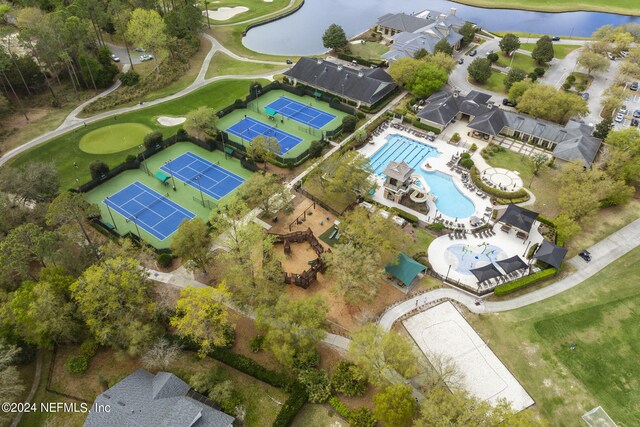 bird's eye view with golf course view and a water view