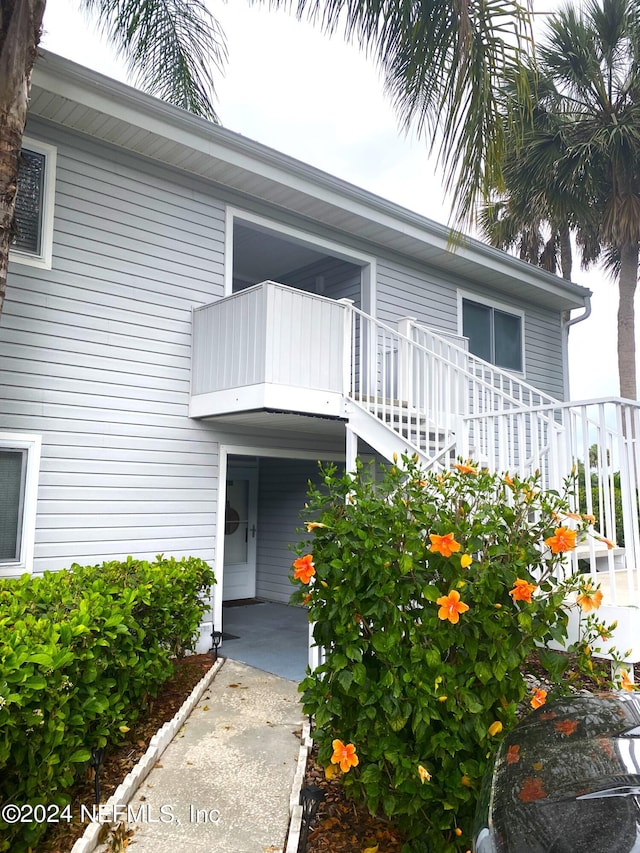 210 River Bend Pl Unit B, Welaka, FL 32193 - exterior space featuring a balcony