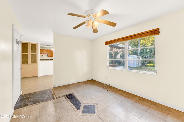 3818 Harbor View Dr, Jacksonville, FL 32208 - photo 5