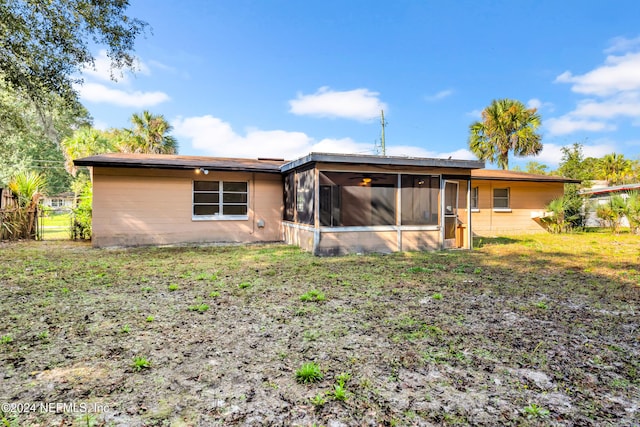 3818 Harbor View Dr, Jacksonville, FL 32208 - photo 13