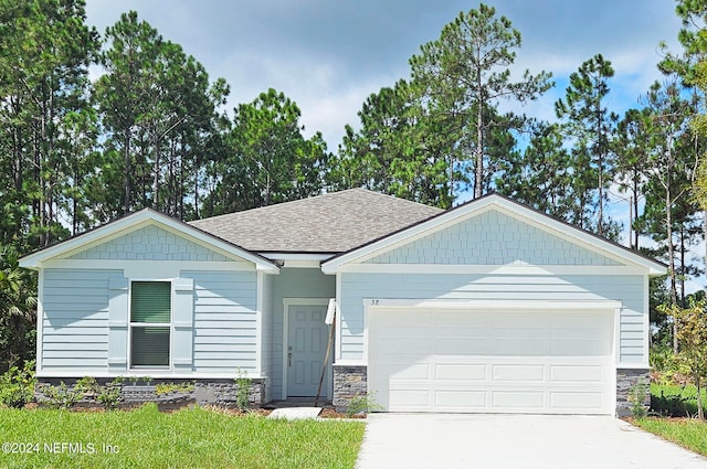 view of front facade with a garage