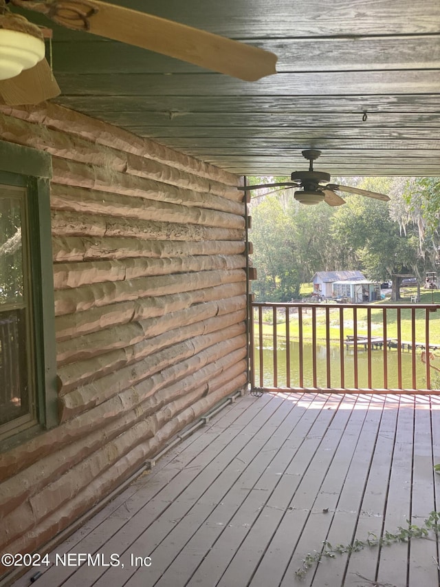 deck featuring ceiling fan