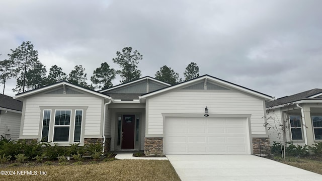 view of front facade with a garage