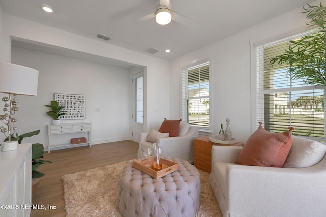 25 Seaside Vista Ct, Saint Augustine, FL 32084 - living area featuring wood finished floors, a ceiling fan, recessed lighting, and baseboards