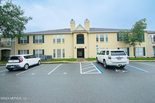 view of building exterior