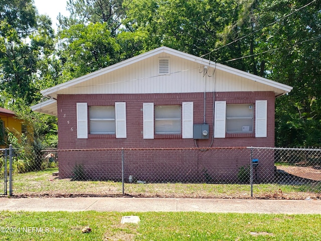 view of home's exterior