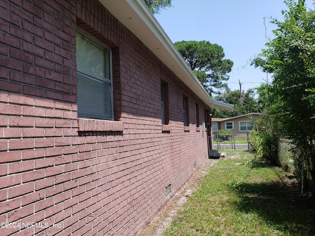 view of home's exterior