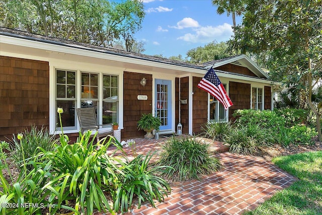 view of front of house featuring a porch