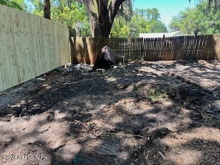 Listing photo 3 for 102 Goodwin St, East Palatka FL 32131