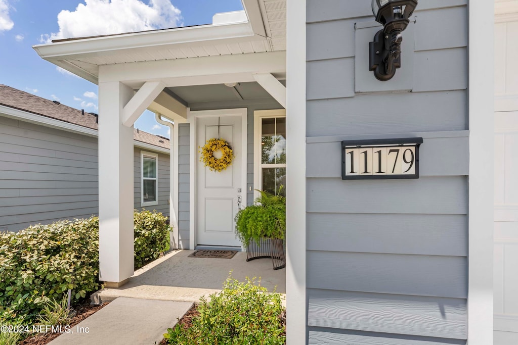 view of entrance to property