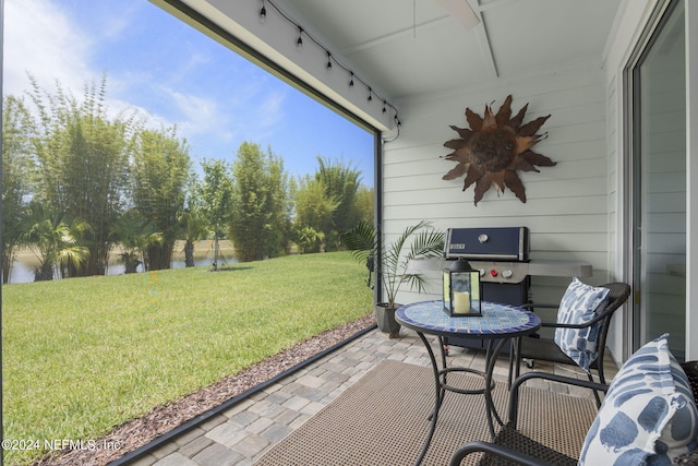 view of sunroom / solarium