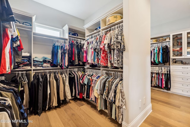 5275 Bentpine Cove Rd, Jacksonville, FL 32224 - walk in closet featuring wood finished floors