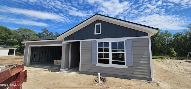 view of front of home