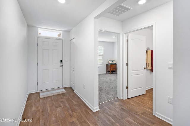 2035 Garrison Way, Green Cove Springs, FL 32043 - entryway with light hardwood / wood-style floors