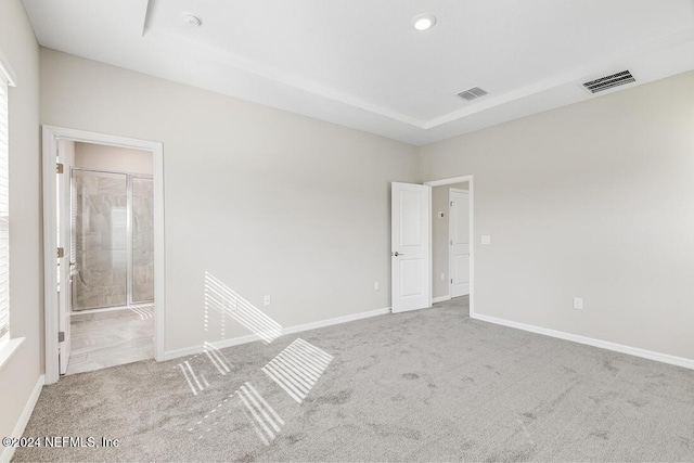 empty room featuring carpet floors