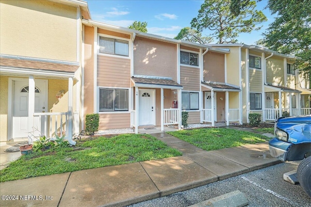 view of townhome / multi-family property