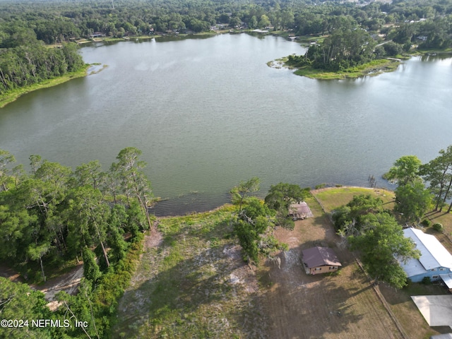 427 N W St, Interlachen, FL 32148