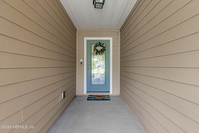 view of entrance to property