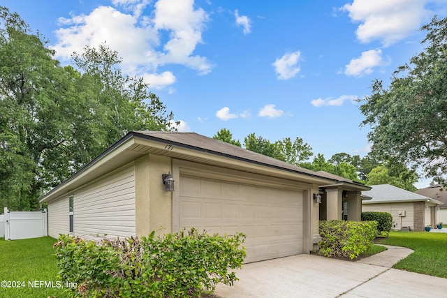 171 Sanwick Dr, Jacksonville, FL 32218 - photo 2