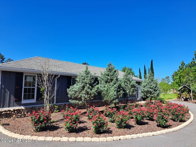 view of front of house