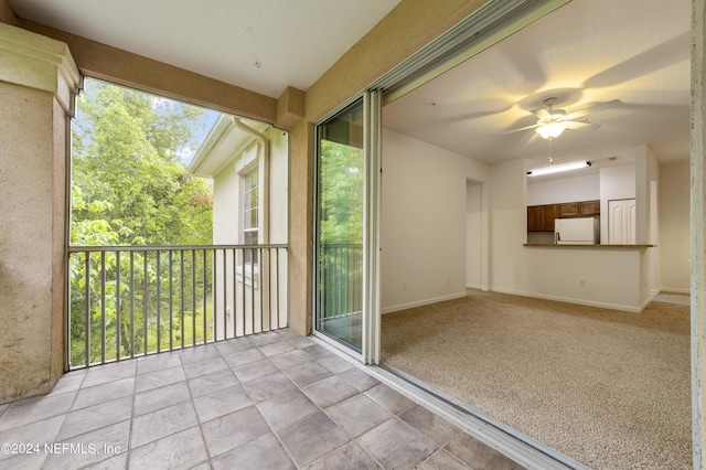 balcony with ceiling fan