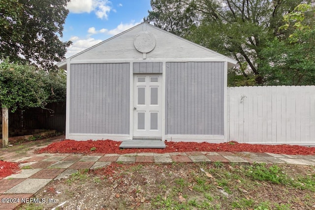 view of outbuilding