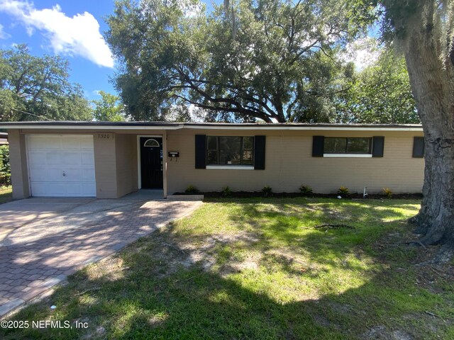 7320 Old Kings Rd S, Jacksonville, FL 32217 - photo 1