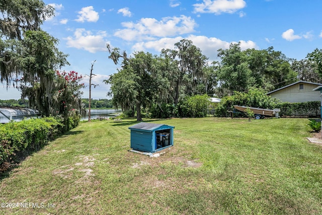 view of yard with a water view