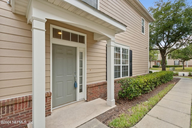 view of property entrance