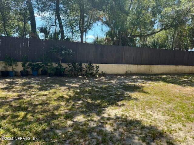 1707 El Prado Rd Unit 2, Jacksonville, FL 32216 - view of fenced yard