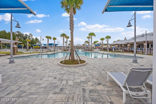 view of swimming pool