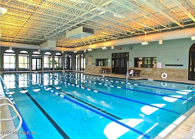 view of swimming pool