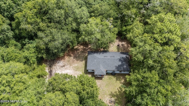 bird's eye view with a view of trees