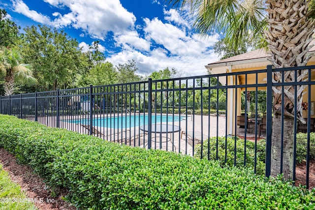 pool with fence